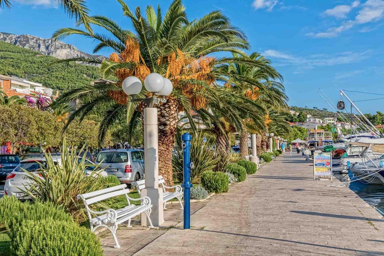 Apartments Promenada - Beachfront Tučepi Exteriér fotografie