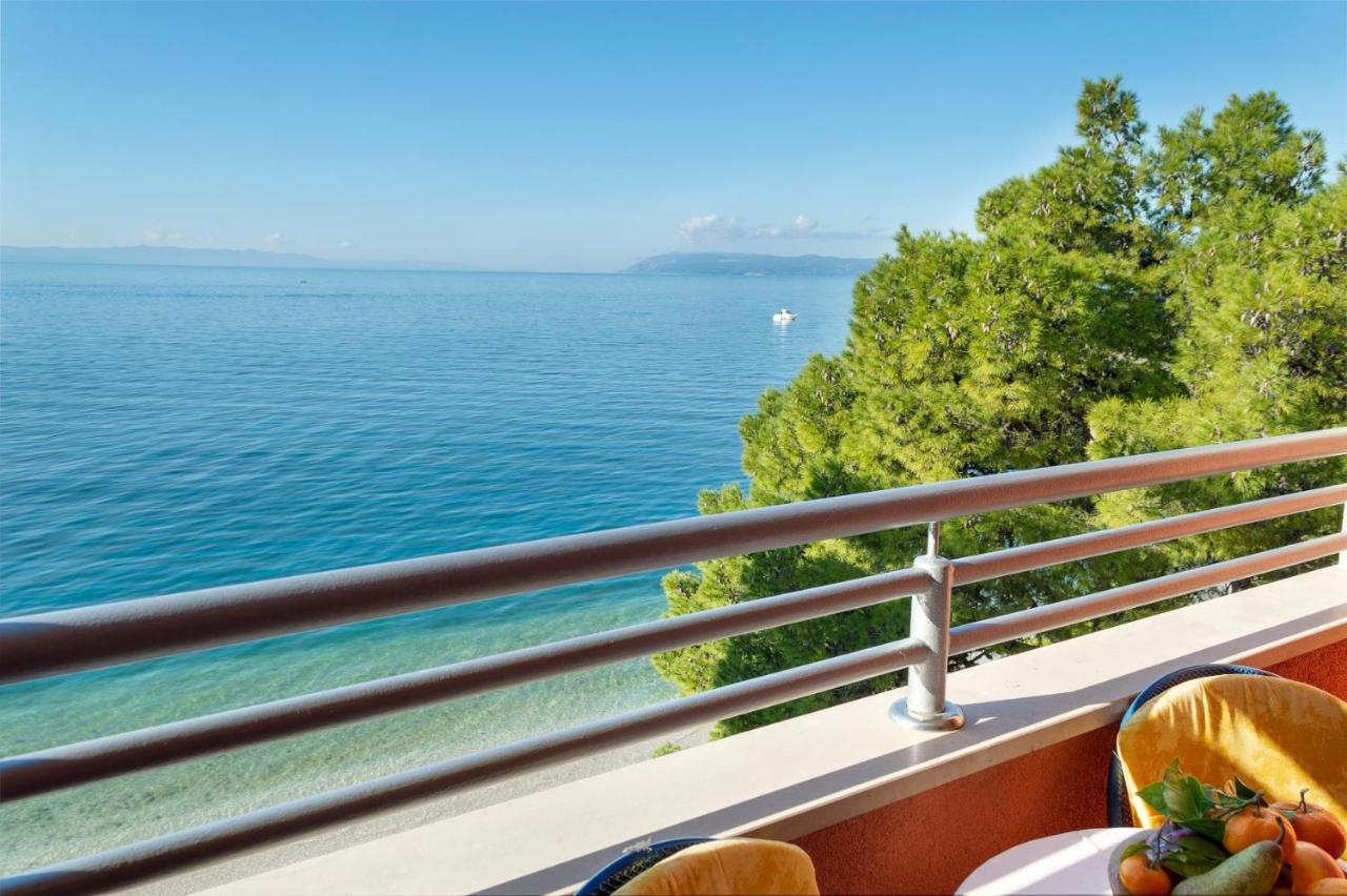 Apartments Promenada - Beachfront Tučepi Exteriér fotografie